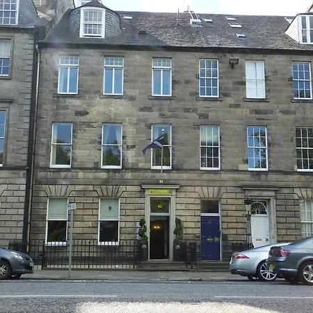 Queens ゲストハウス