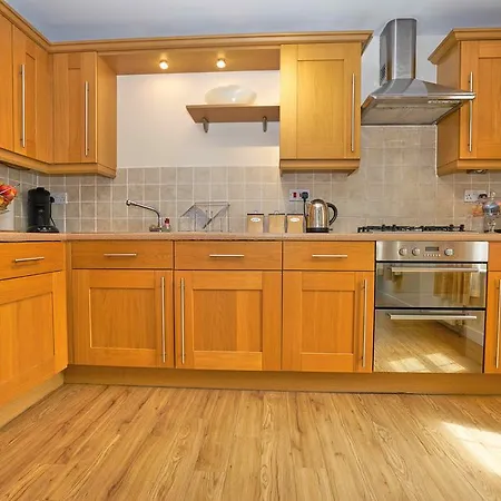 Pearl - Haymarket * Edinburgh