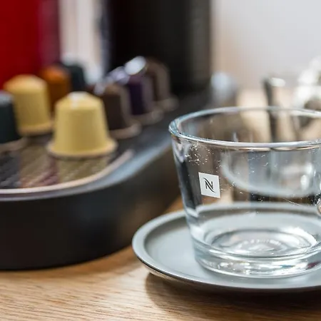 Luxury New Town 1 Bed شقة *