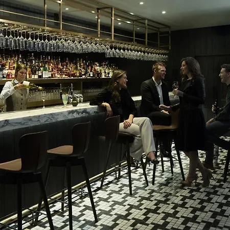 Radisson Collection Hotel, Royal Mile 5*