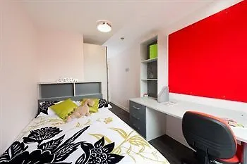 Beaverbank Place - Campus 호텔 2*