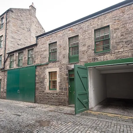 Apartment Thistle Lane *