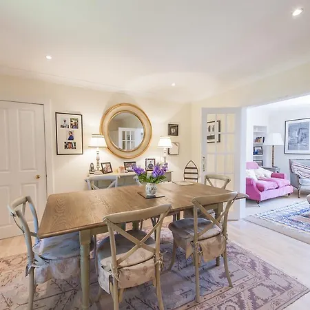 Belford Mews *