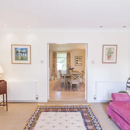 Belford Mews