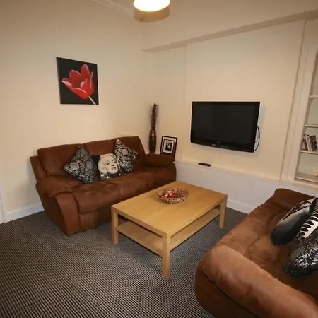 Clerk Street - City Centre Apartment