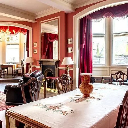 Apartment Royal Mile Mansions 14 *