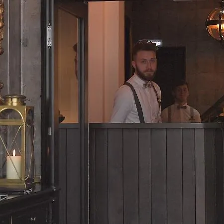 Отель Nira Caledonia Эдинбург