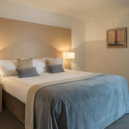 Aparthotel Fountain Court - Eq2