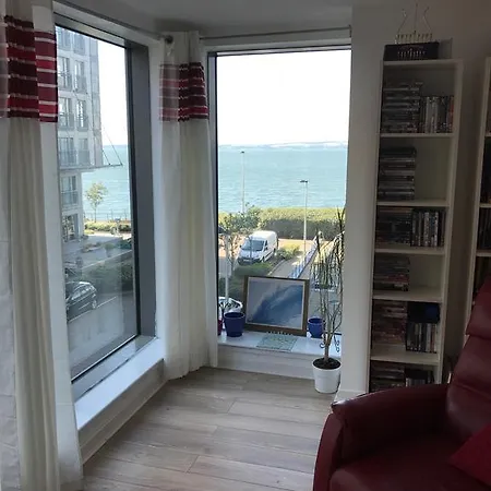 Apartment Blue Stone Global *