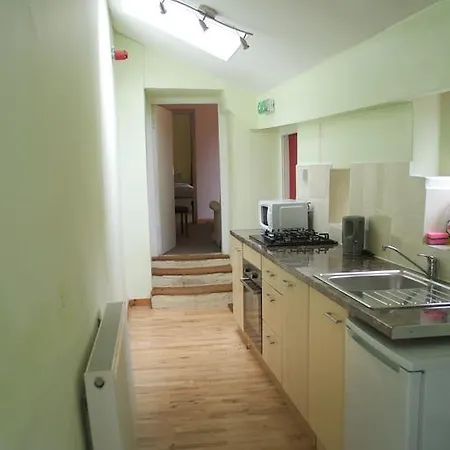Centre Townhouse