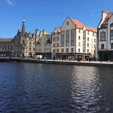 The Cooperage No 6, The Shore *