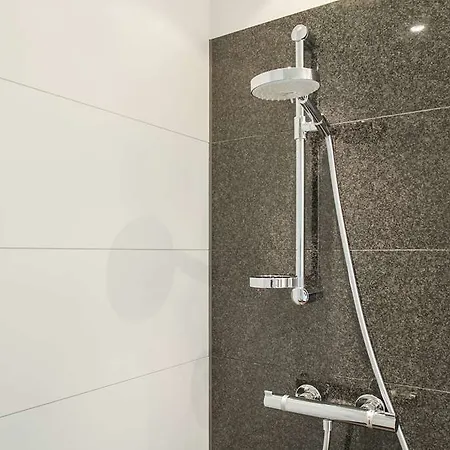 One Edinburgh-princes 3*