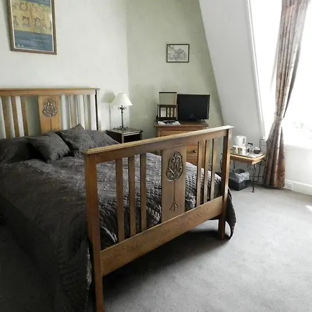 بيت ضيافة Balmoral إدنبرة