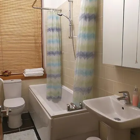 Bright Lovely Flat In Central Εδιμβούργο