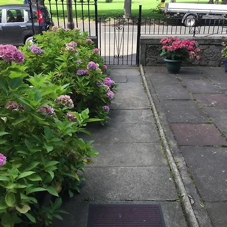 Hermitage 3* Edinburgh