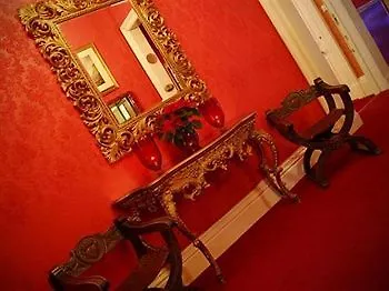 Eliza House 3*