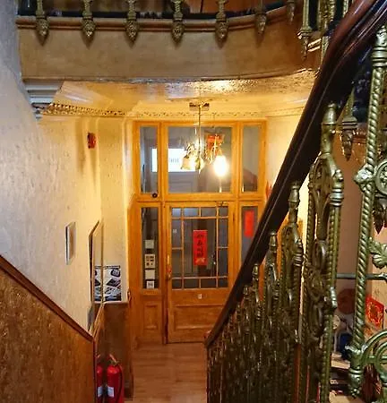 Swan Lake Bed and Breakfast