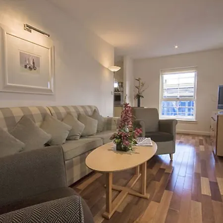 Aparthotel Holyrood