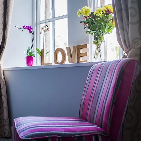 Guest house Allison House 17 3*