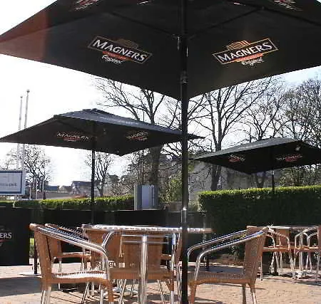 Victoria Park House אכסניה