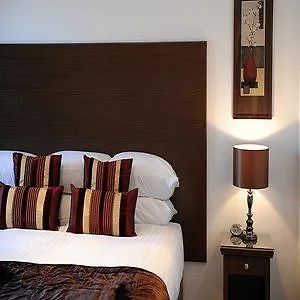 Fountain Court - Grove Executive 4*