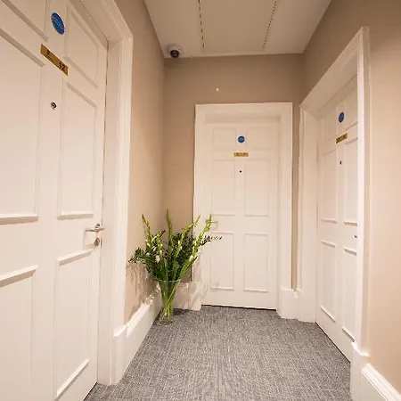 ホテル The Spires 3*