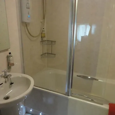Pillars House Hotel
