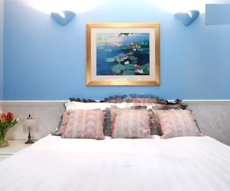 Carmichael Bed & Breakfast 3*