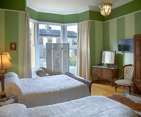 게스트하우스 Cluaran House 4*