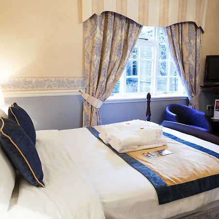 West End 4*