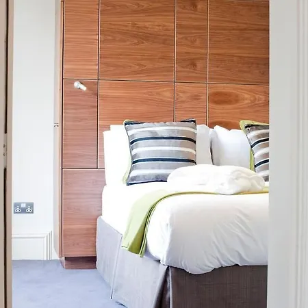 The Merchiston * Edinburgh