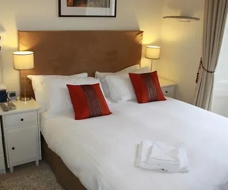 Sheridan 4*