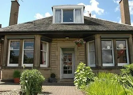 Buckstone 3* Edinburg