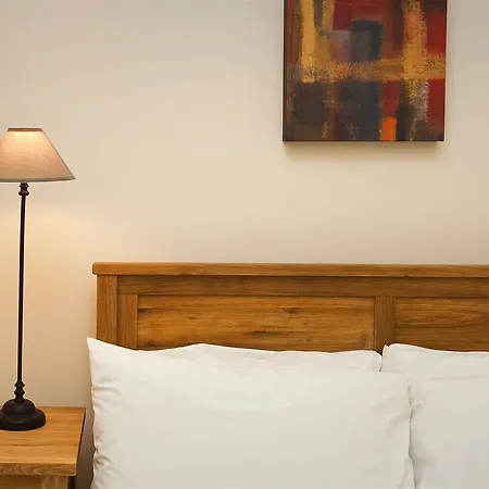St Giles Apartmanhotel 4*