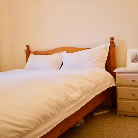 2 Bedroom Bruntsfield Sleeps 4 Εδιμβούργο