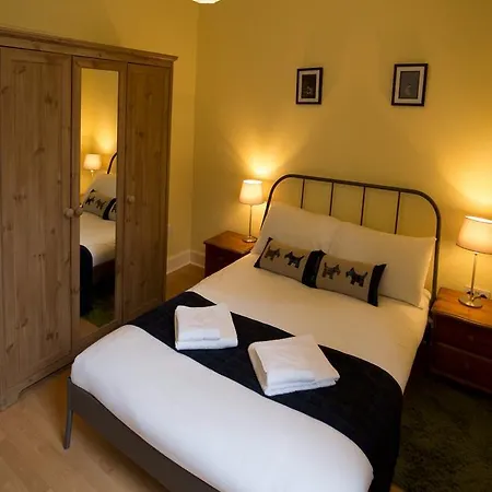 Διαμέρισμα 3 Bedroom Flat In South Centre Of Sleeps 6 Εδιμβούργο
