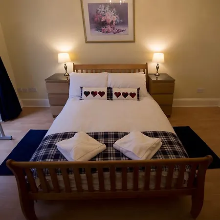 3 Bedroom Flat In South Centre Of Sleeps 6 Διαμέρισμα Εδιμβούργο