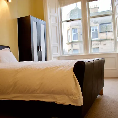 2 Bedroom Bruntsfield Sleeps 4 Εδιμβούργο