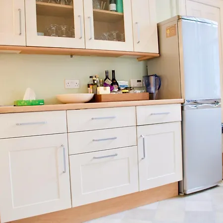Διαμέρισμα 2 Bedroom Bruntsfield Sleeps 4