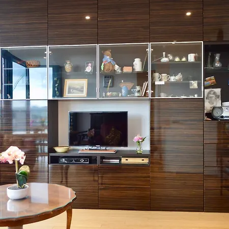 Διαμέρισμα 1 Bedroom Central Sleeps 4 *