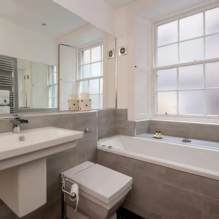 Parliament Sq Edynburg