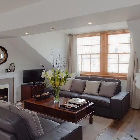 Royal Mile Penthouse - The Address