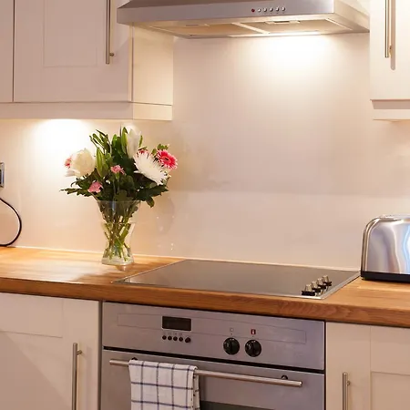 The Drummond Street Apartment