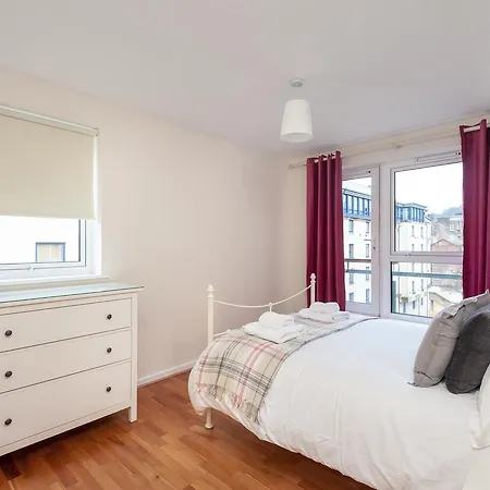 The Holyrood Park Lejlighed