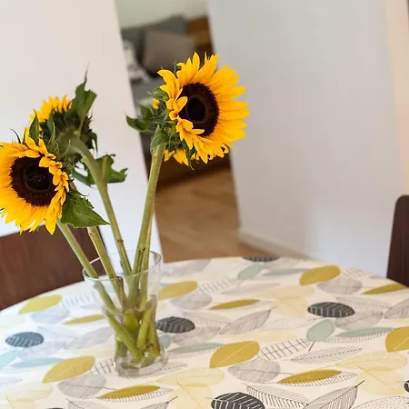 The Edmonstone's Close 아파트 *