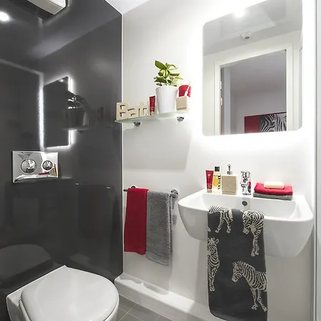 Апартаменты Arran House - Campus Accommodation *