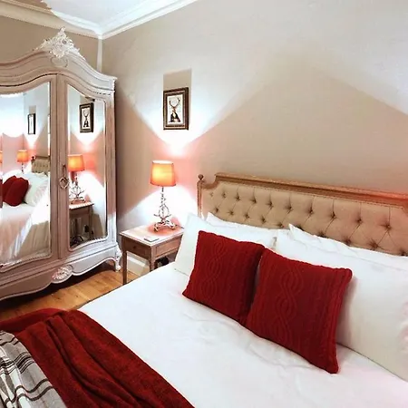 1 Bedroom Flat With Castle View Appartement Édimbourg
