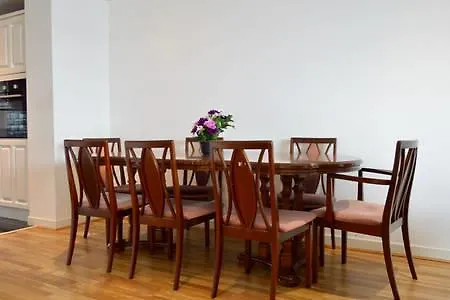 Blue Stone Global * Edinburgh
