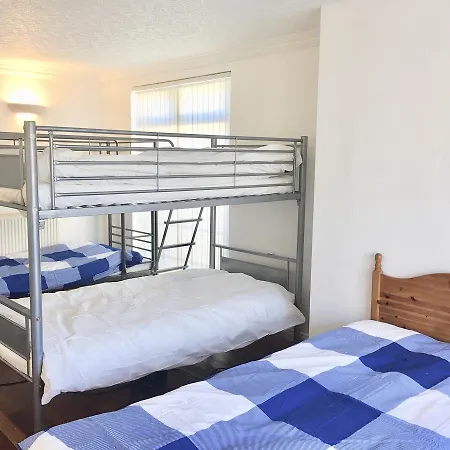 O Hostel