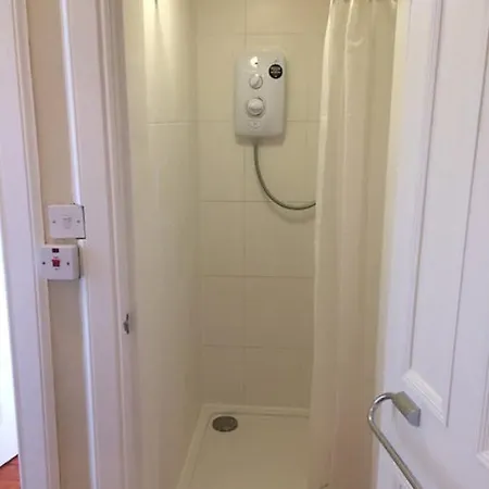 1 Bedroom Murrayfield Sleeps 3